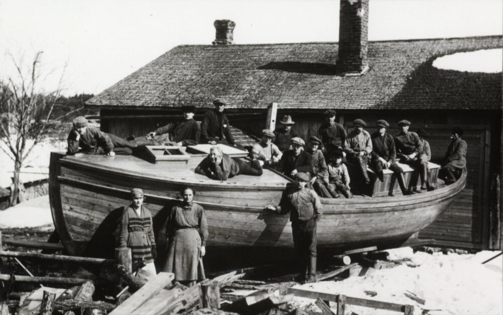 Kohteen Pirtua ja pikaveneitä – salakuljetus Vehkalahden rannikolla 1919–1932 kuva